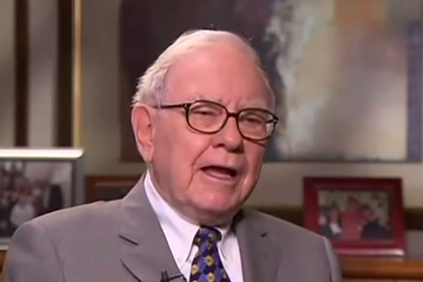 what is the business model of berkshire hathaway